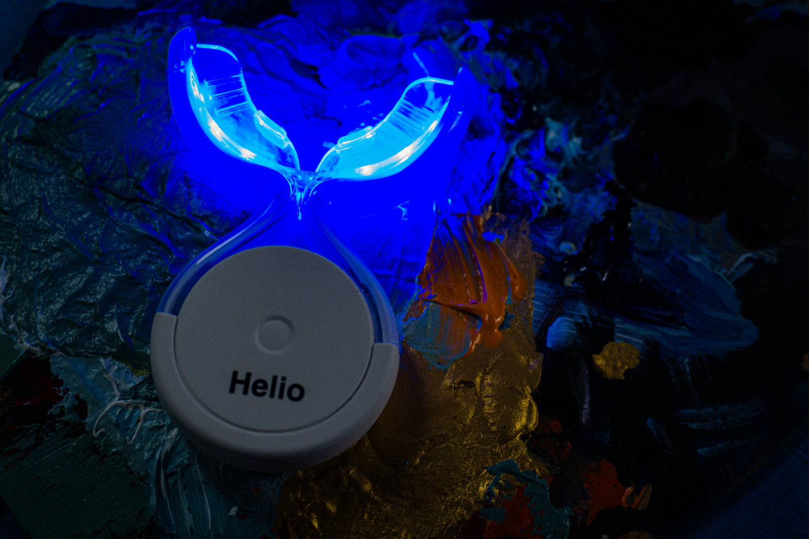 Heliored blue 470nm light therapy mode activated – antibacterial whitening